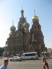 011 Christi-Auferstehungs-Kirche, Erlöser aus dem Blute.JPG